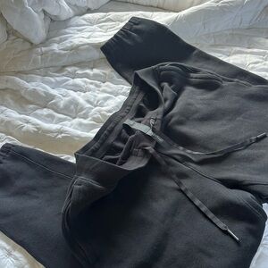 Black LuLulemon Jogger Sweatpants